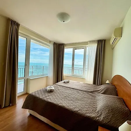 Sea View Panorama Apartment *